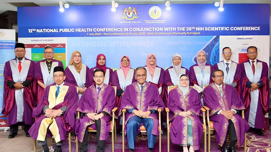Health leaders at Malaysia's 12th National Public Health Conference in Putrajaya