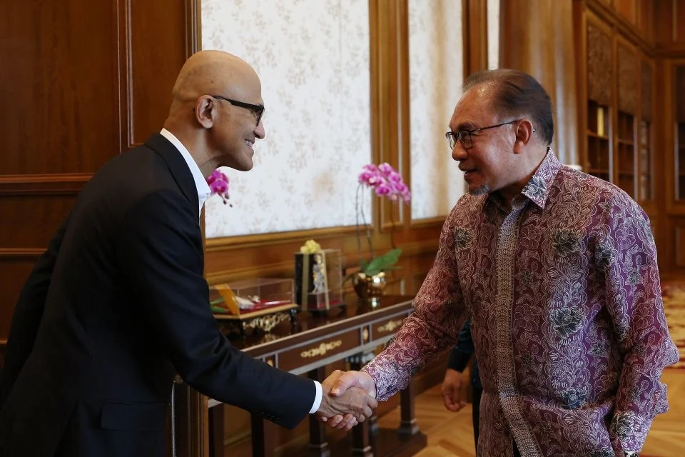 Satya Nadella meets Malaysian Prime Minister Anwar Ibrahim in Putrajaya
