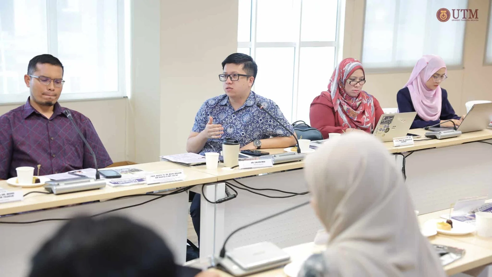 MyDIGITAL representative Calvin Woo speaks during the UTM artificial intelligence roundtable